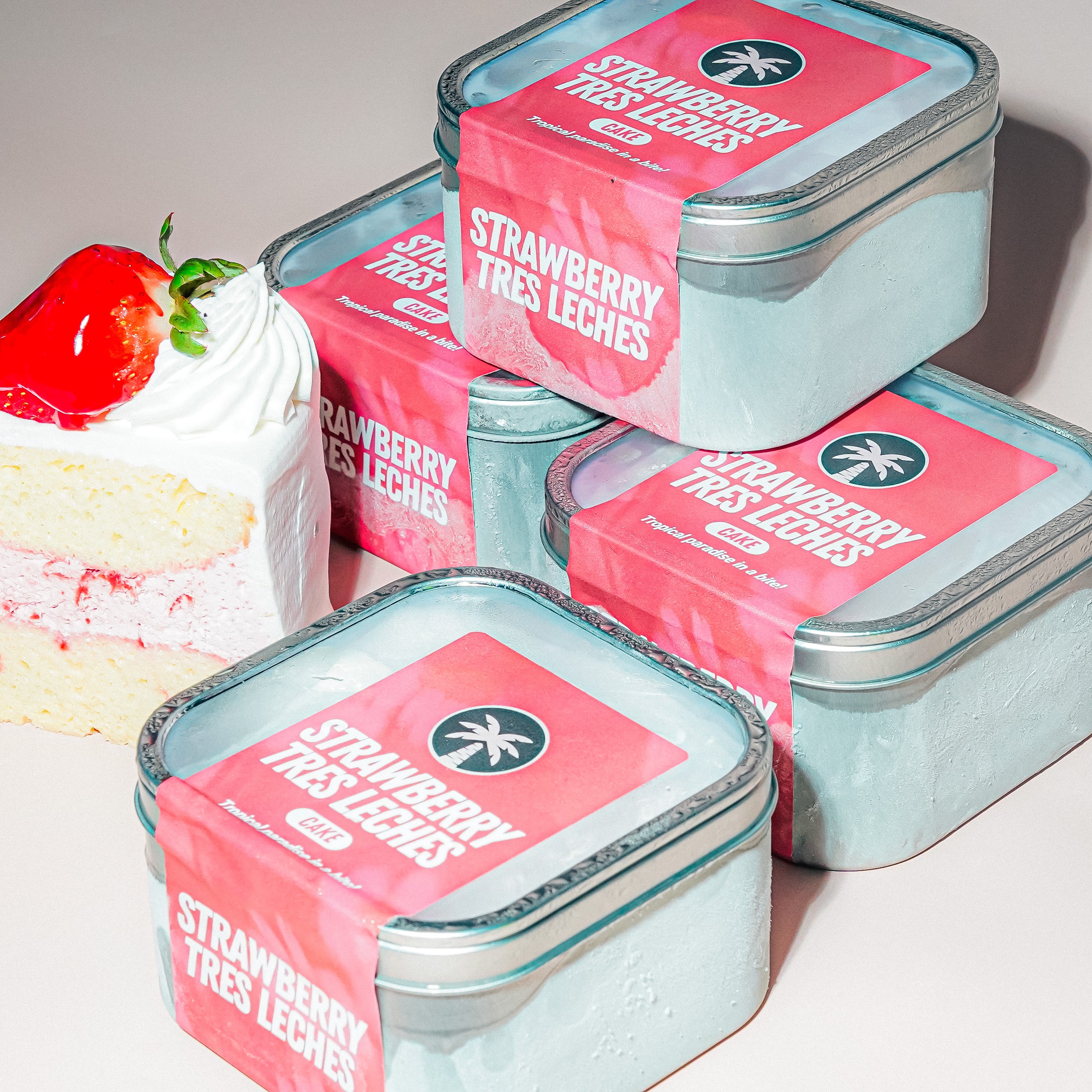Strawberry Tres Leches Cake Tins - 4 Pack
